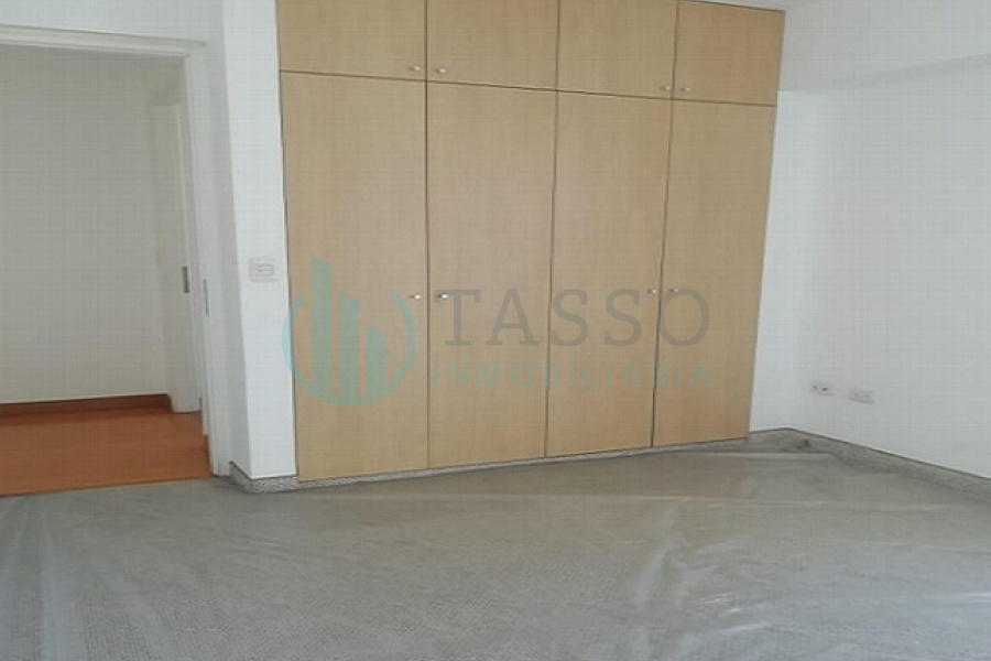 departamento en venta en san isidro, vista a calle, 3 dormitorios, baño incorporado, terraza, ascensor directo, sala de estar, estreno, duplex
