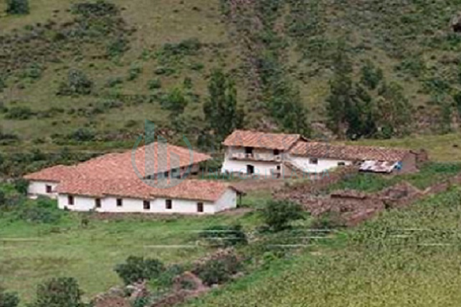 comunidad campesina, casa hacienda, caicay, cusco,  2 pisos, 14 habitaciones,  7 hectáreas,  plaza central,  pisaq,  río vilcanota
