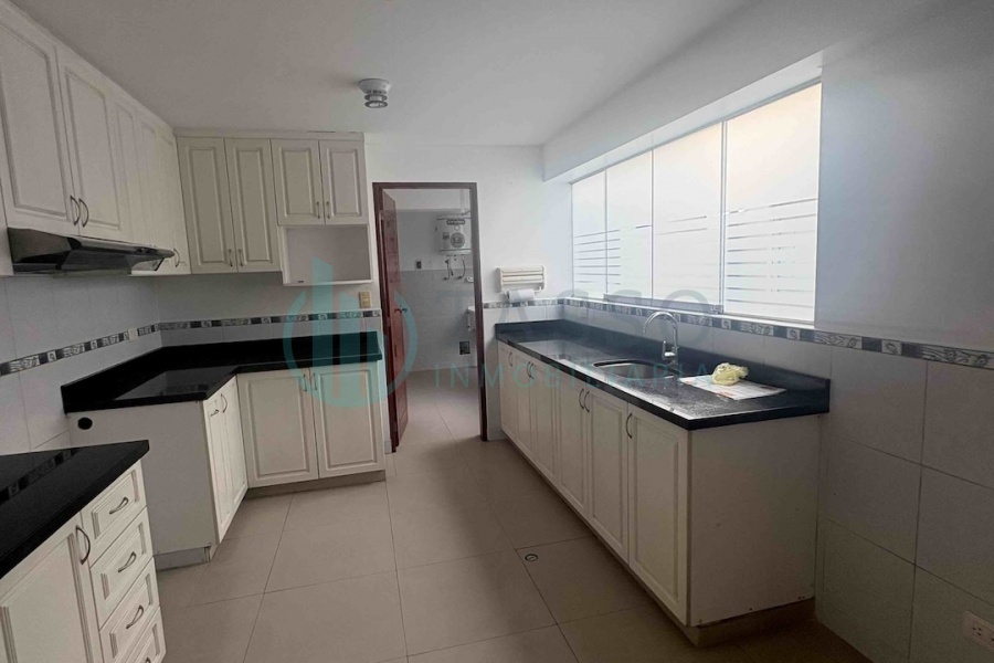 Residencial Monterrico, La Molina, Lima, 3 Habitaciones Habitaciones, ,2 BathroomsBathrooms,Departamento,En Alquiler,1560